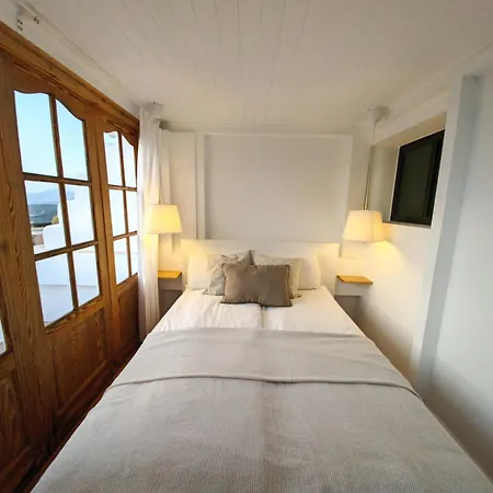 아파트 Istmo - Quiet, Cosy With Panorama Sunset
