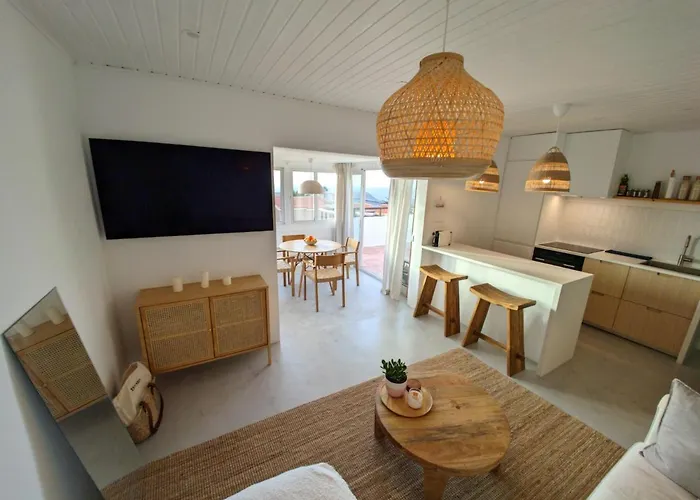 Istmo - Quiet, Cosy With Panorama Sunset דירה לה פארד